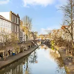 4P Unique Canal Apartment A Location In Utrecht